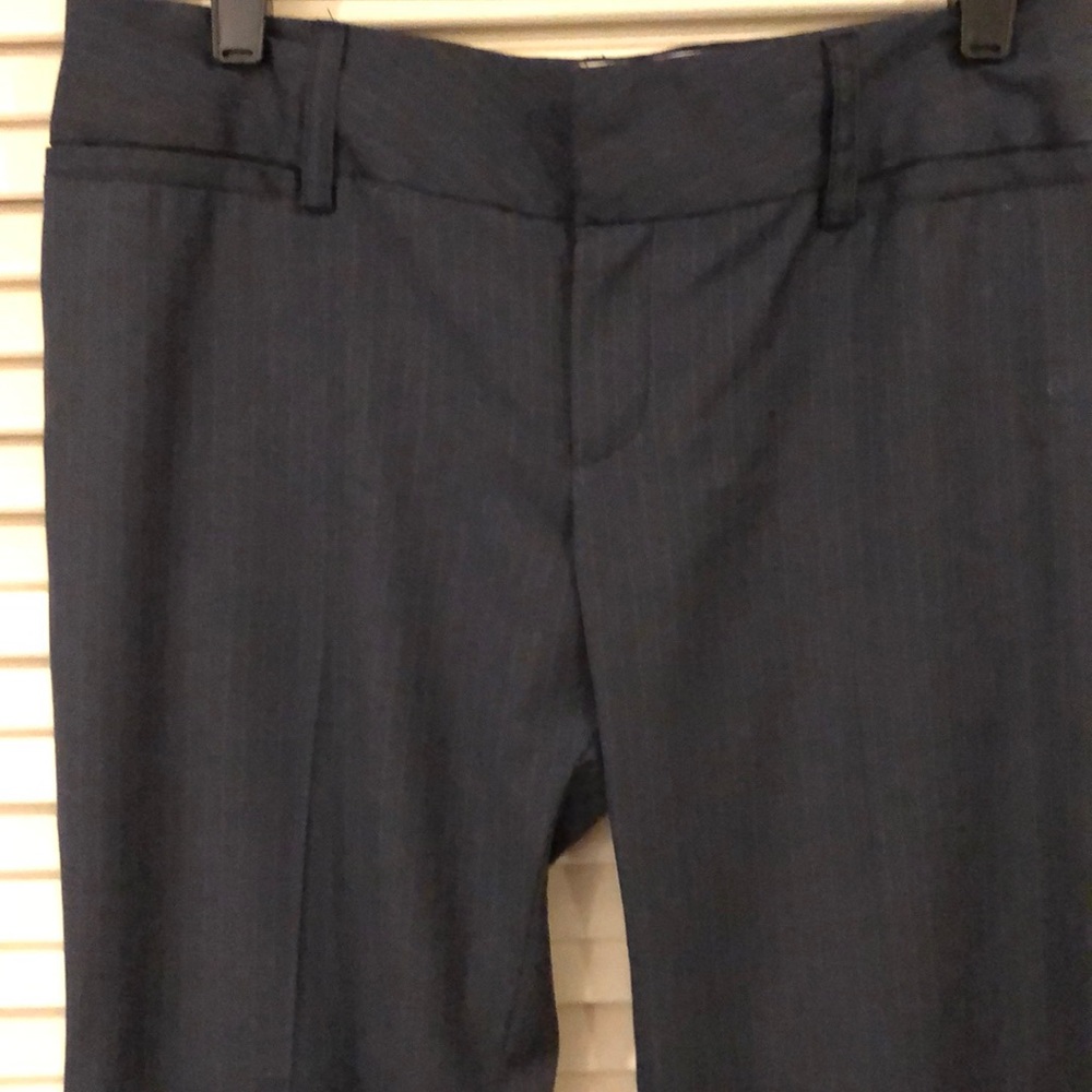 NWOT RAVEN MENS STYLE PINSTRIPED TROUSERS